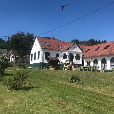 Hotel Feny-Szer Vendeghaz Orseg Szentgotthárd Zewnętrze zdjęcie