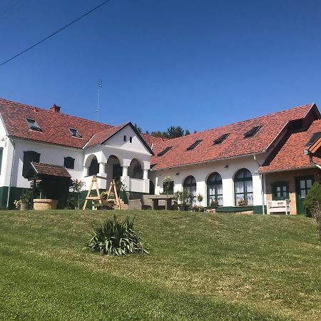 Hotel Feny-Szer Vendeghaz Orseg Szentgotthárd Zewnętrze zdjęcie