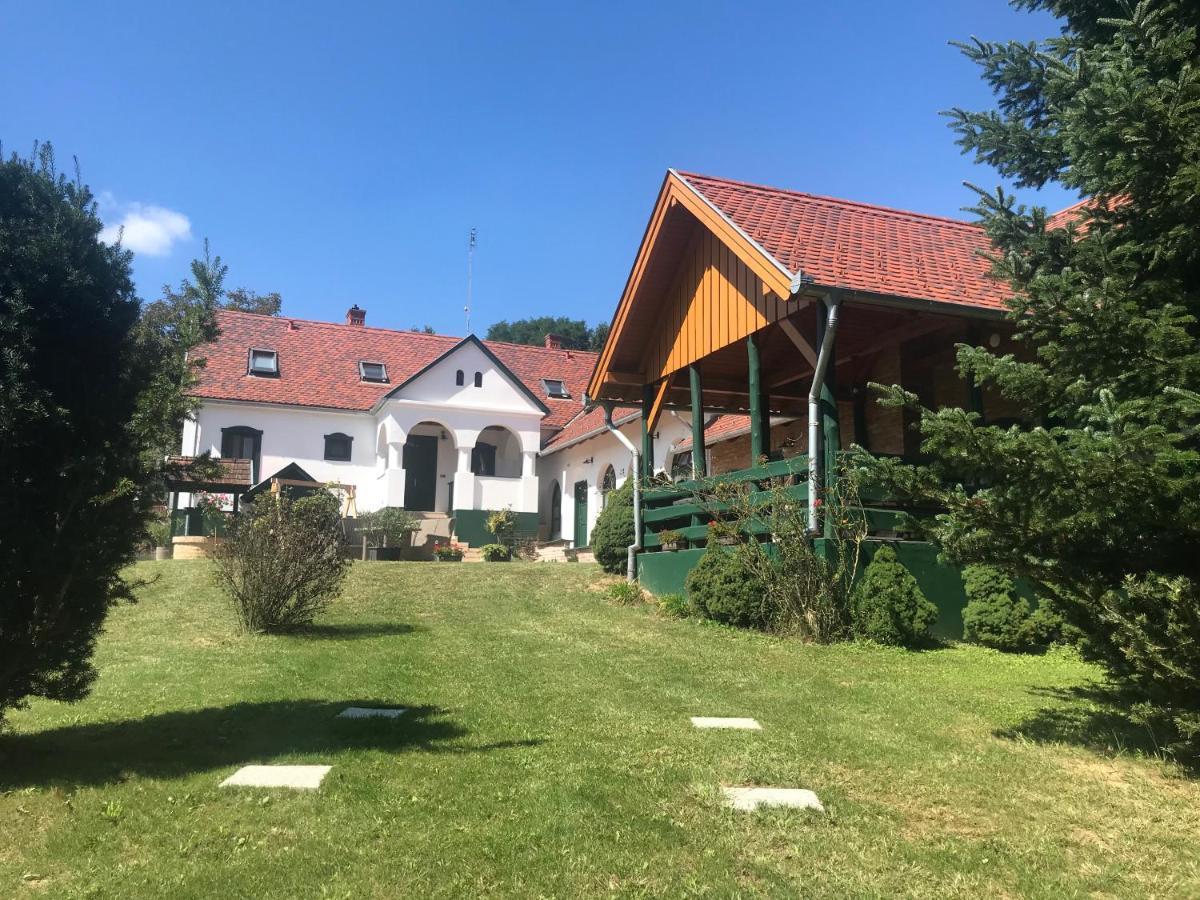 Hotel Feny-Szer Vendeghaz Orseg Szentgotthárd Zewnętrze zdjęcie